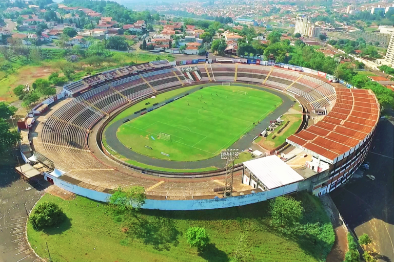 Arquibancadas do Estádio Santa Cruz (imagem ilustrativa)